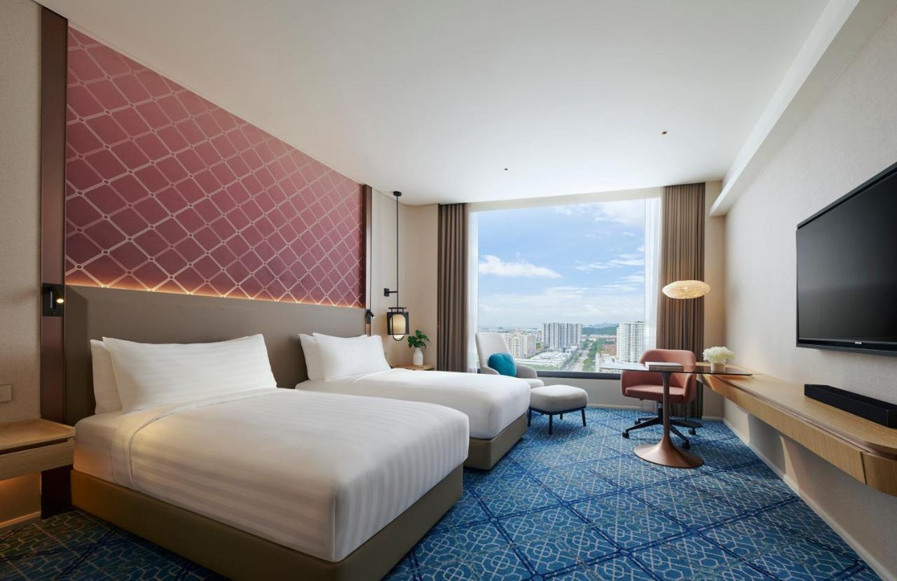 Amari Spice Penang Hotel Bayan Lepas Exterior foto