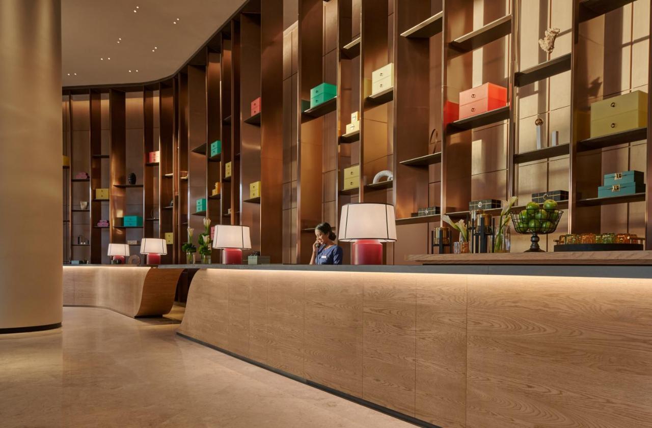 Amari Spice Penang Hotel Bayan Lepas Exterior foto The lobby of the hotel