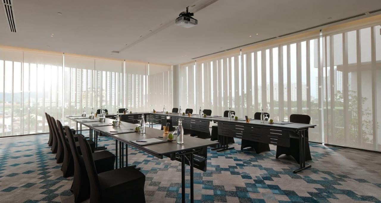 Amari Spice Penang Hotel Bayan Lepas Exterior foto Meeting room